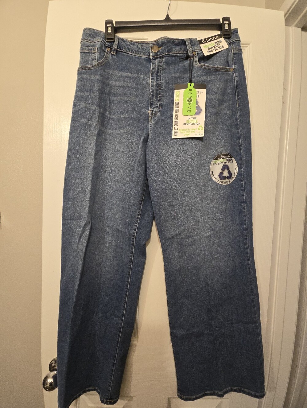 d. jeans Women's Bootcut Jeans - Mid Blue